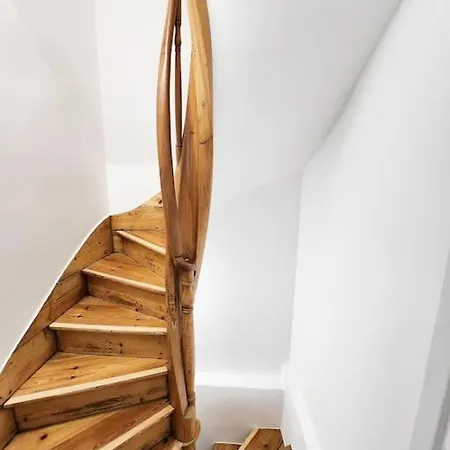 Belle Maison De Ville, 7 Couchages,