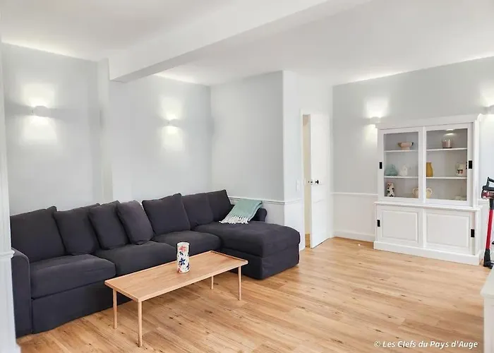 Belle Maison De Ville, 7 Couchages, * Deauville