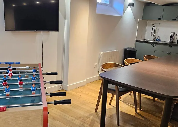 Belle Maison De Ville, 7 Couchages,