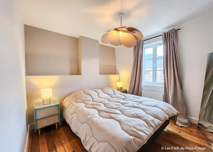 Belle Maison De Ville, 7 Couchages, *