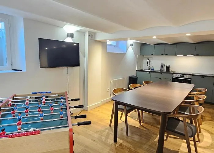 Belle Maison De Ville, 7 Couchages, Holiday home Deauville